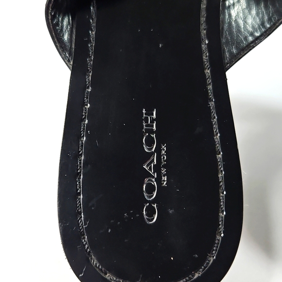 Coach Womens Shelly Black Leather Turnlock Slip On Thong Flip Flop Sandals Sz 38 - Picture 2 of 8